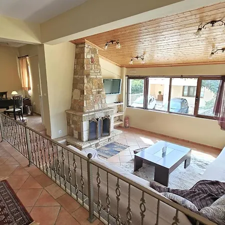 Lithos Hotel Kalavryta